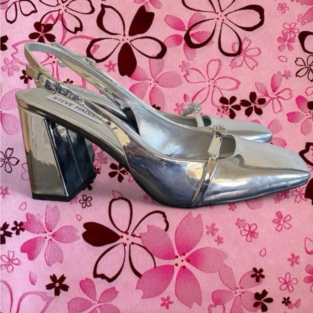 WOMENS SILVER STEVE MADDEN SLINGBACK BLOCK HEEL